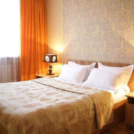 City Hotel Ustʼ-Kamenogorsk Exterior foto